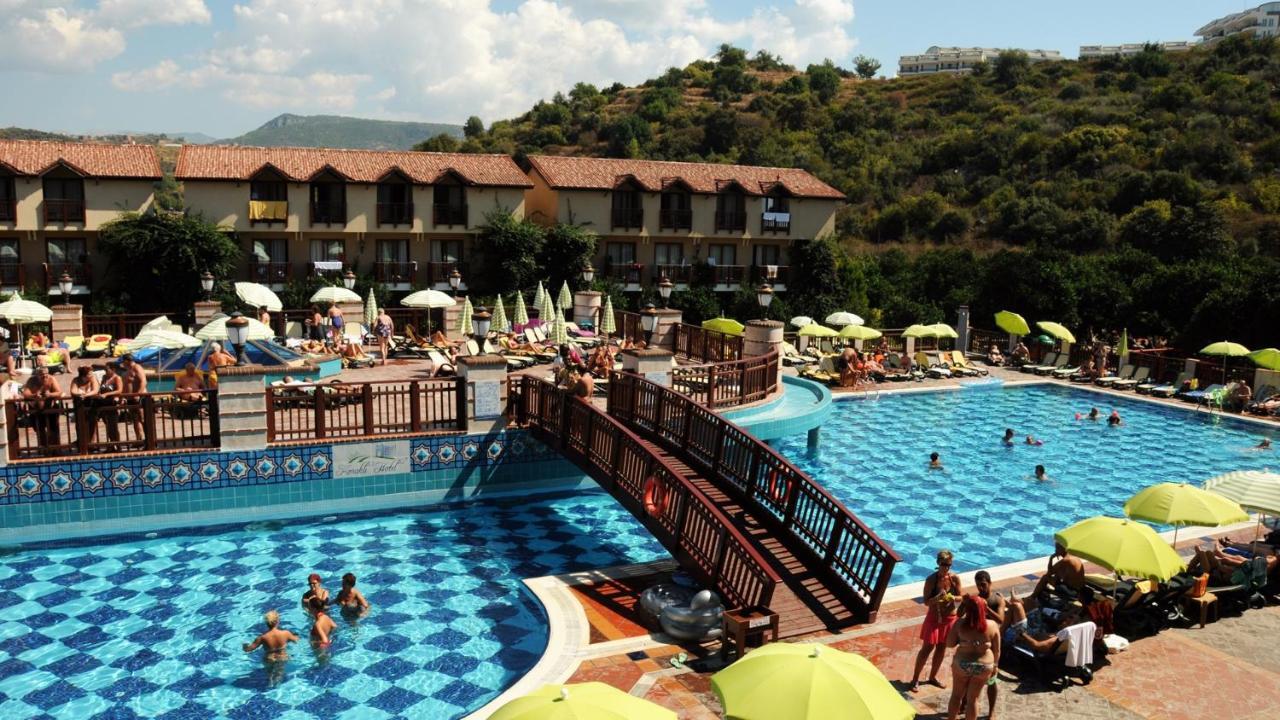 Noxinn Club Hotel Konaklı Екстериор снимка