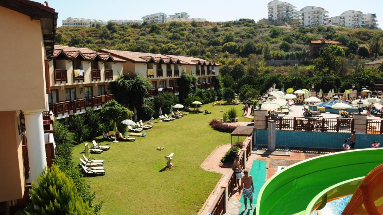 Noxinn Club Hotel Konaklı Екстериор снимка
